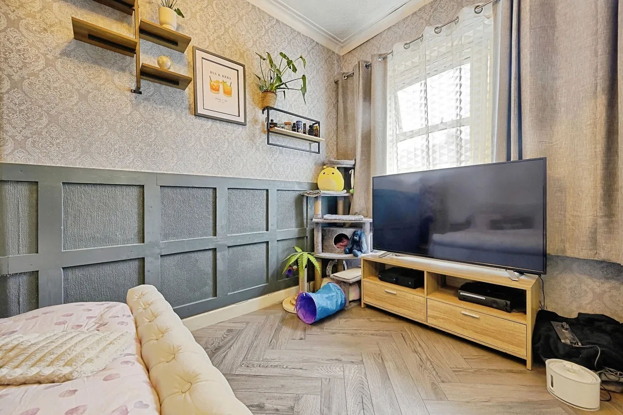 Leeds Road, Nelson, BB9, photo 15