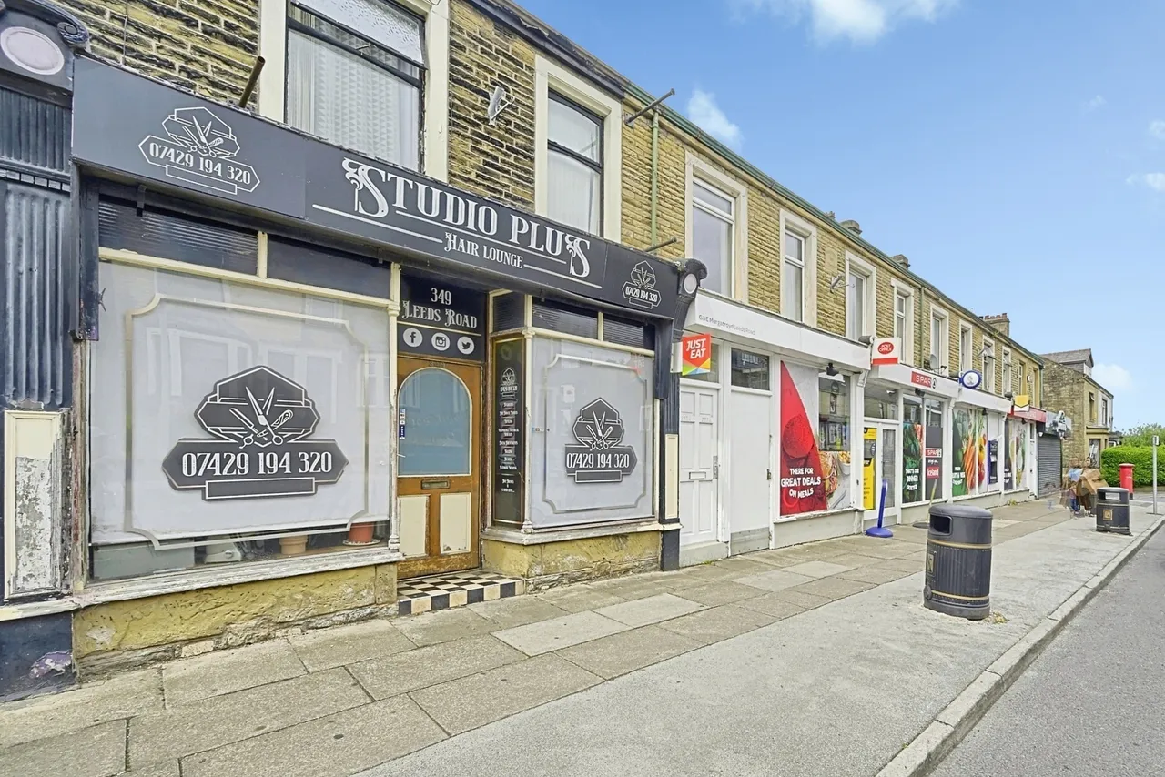 Leeds Road, Nelson, BB9, photo 2