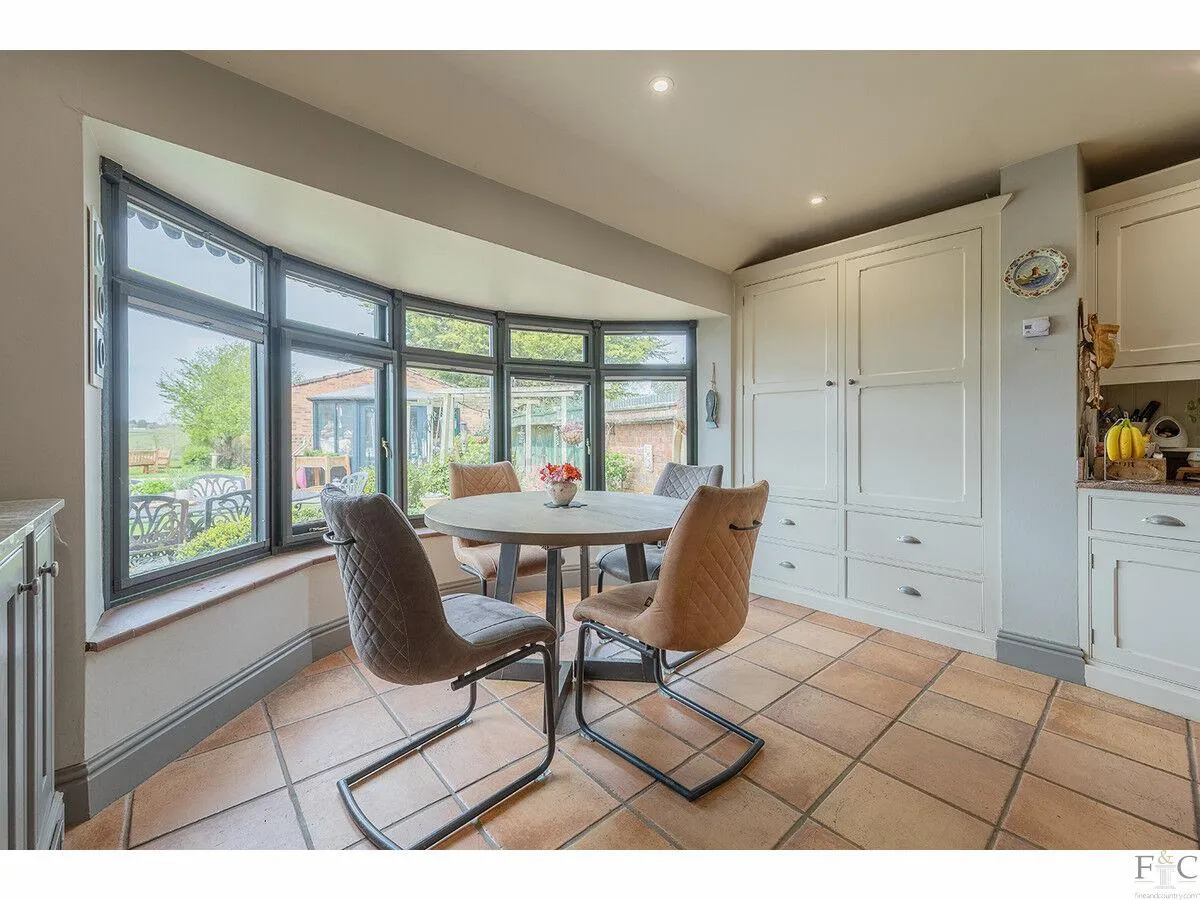 Main Street, Leicester, LE8, photo 16