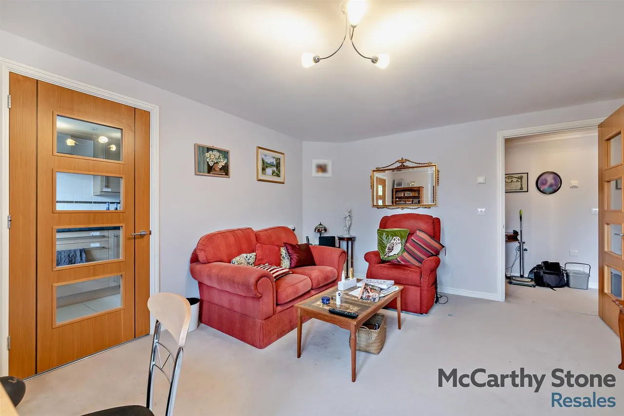 New Road, Basingstoke, RG21, photo 3