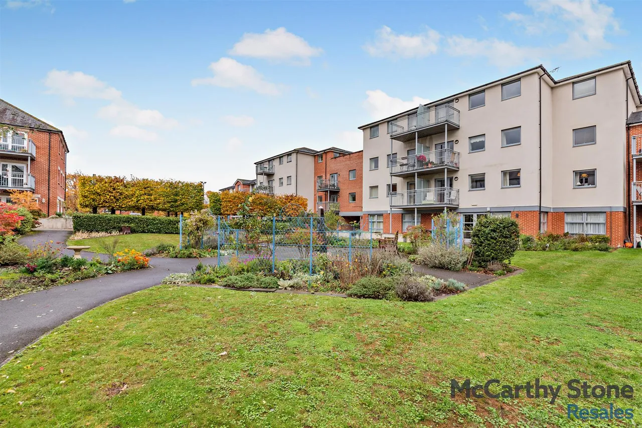 New Road, Basingstoke, RG21, photo 18