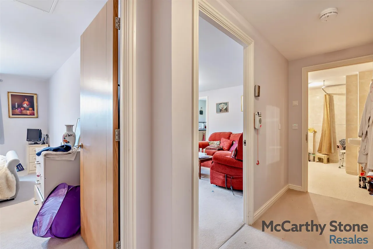New Road, Basingstoke, RG21, photo 16