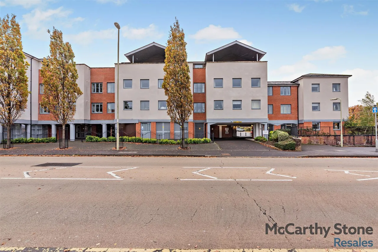 New Road, Basingstoke, RG21, photo 13