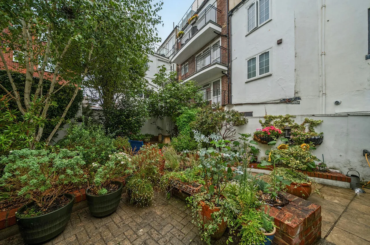 West Street, Portsmouth, PO1, photo 9