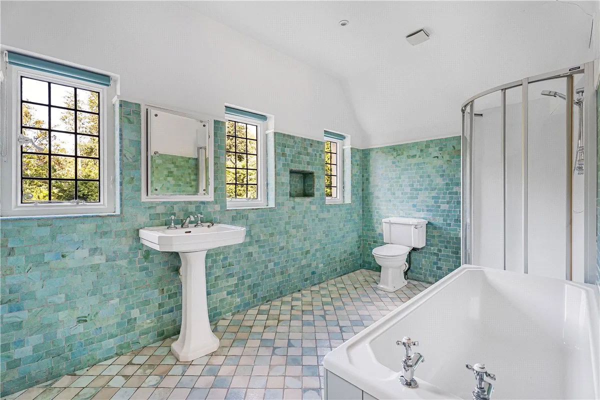 Frith Hill, South Heath, HP16, photo 20