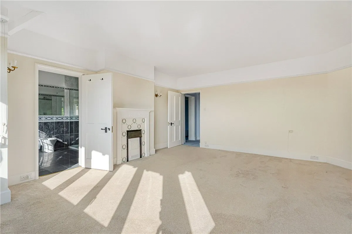 Frith Hill, South Heath, HP16, photo 14