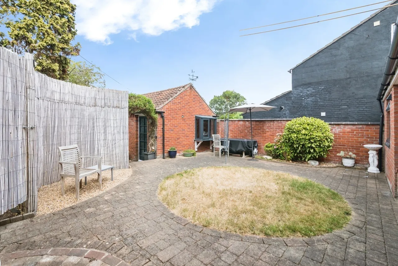 Ravensmere, Beccles, Suffolk, NR34, photo 18