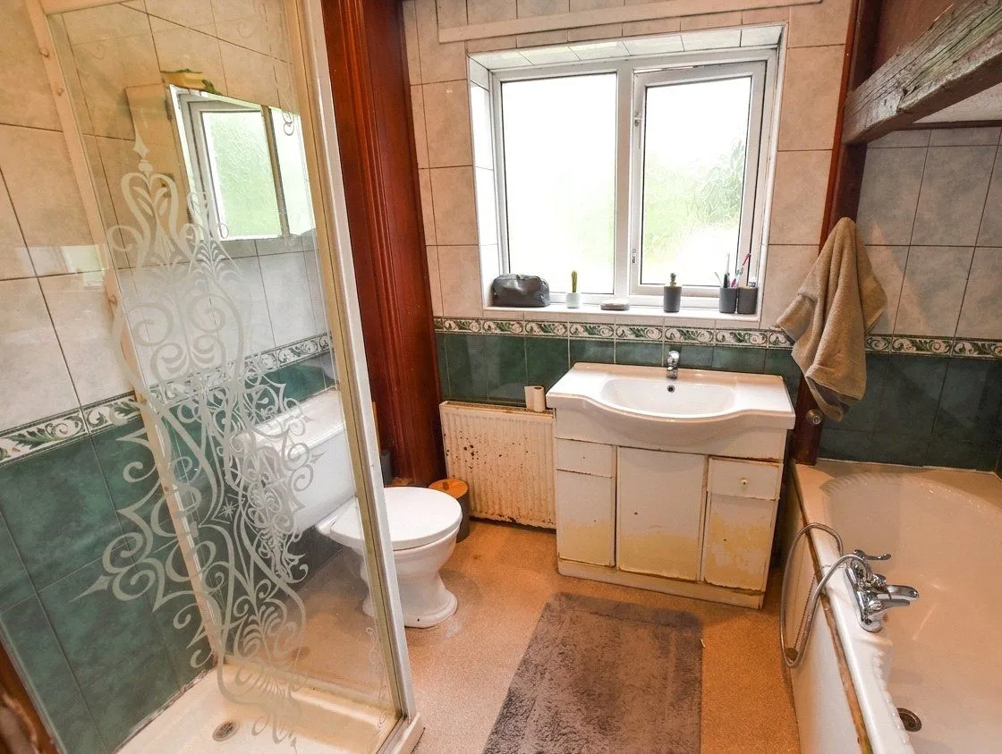 Silverdale Avenue, Guiseley, LS20, photo 10