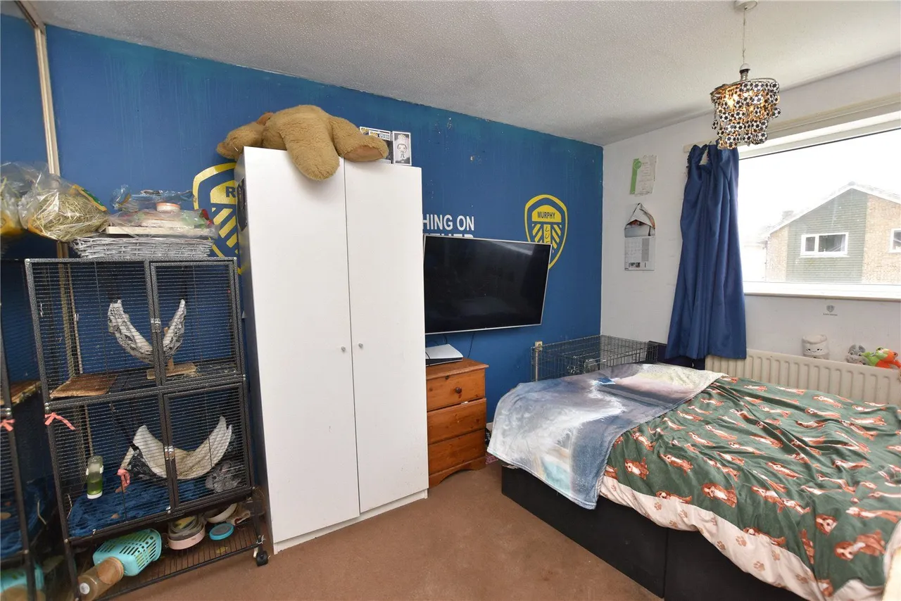 Silverdale Avenue, Guiseley, LS20, photo 11
