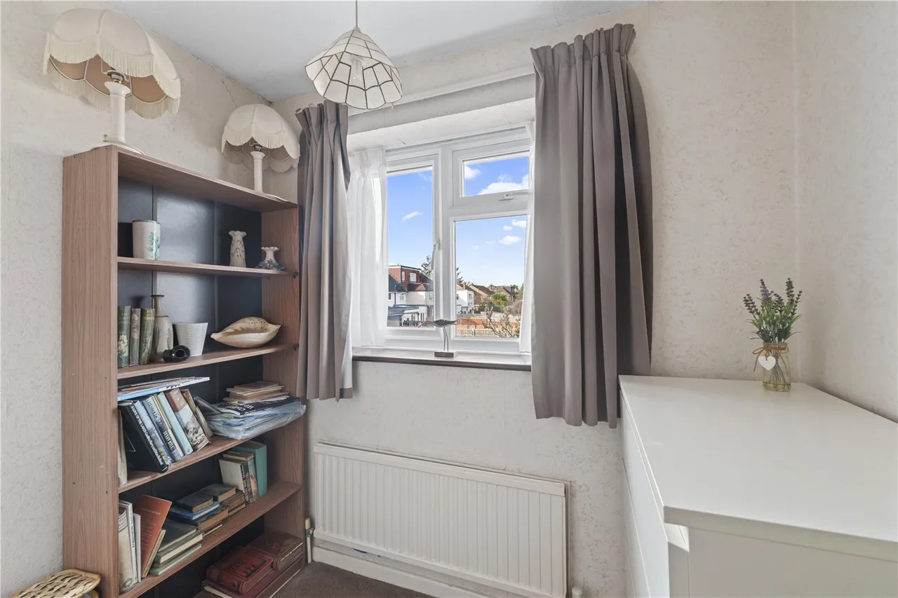 Bluefield Close, Hampton, TW12 3JH, photo 10