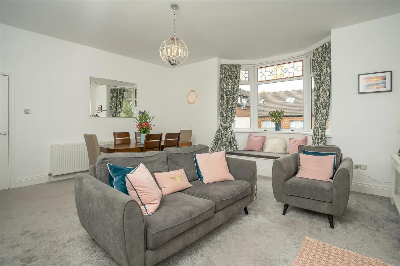 Derryvolgie Avenue, Belfast, BT9, photo 5
