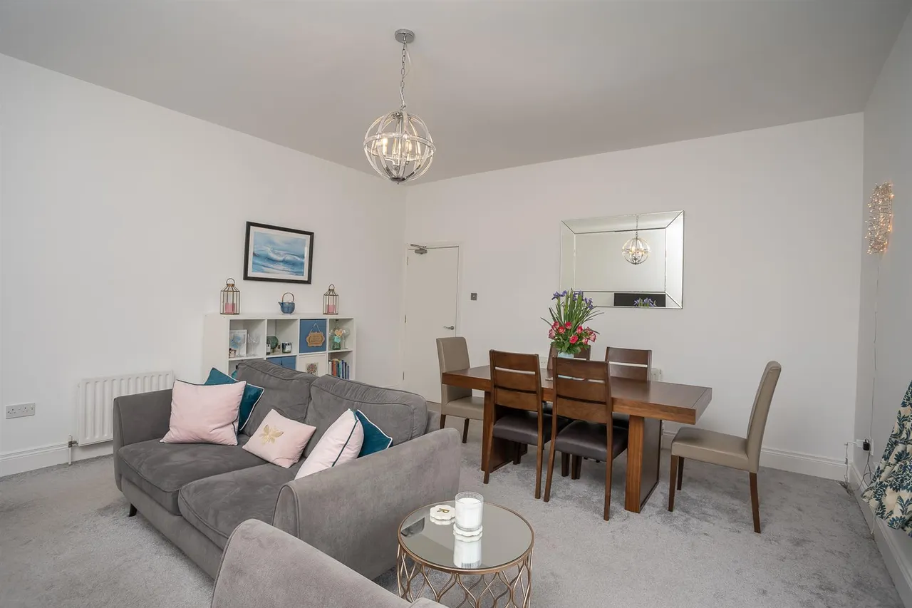 Derryvolgie Avenue, Belfast, BT9, photo 6
