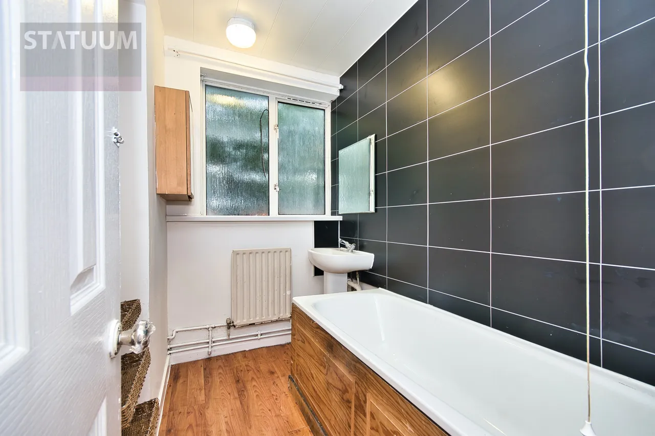 Stewart Street, Crossharbour, E14, photo 13
