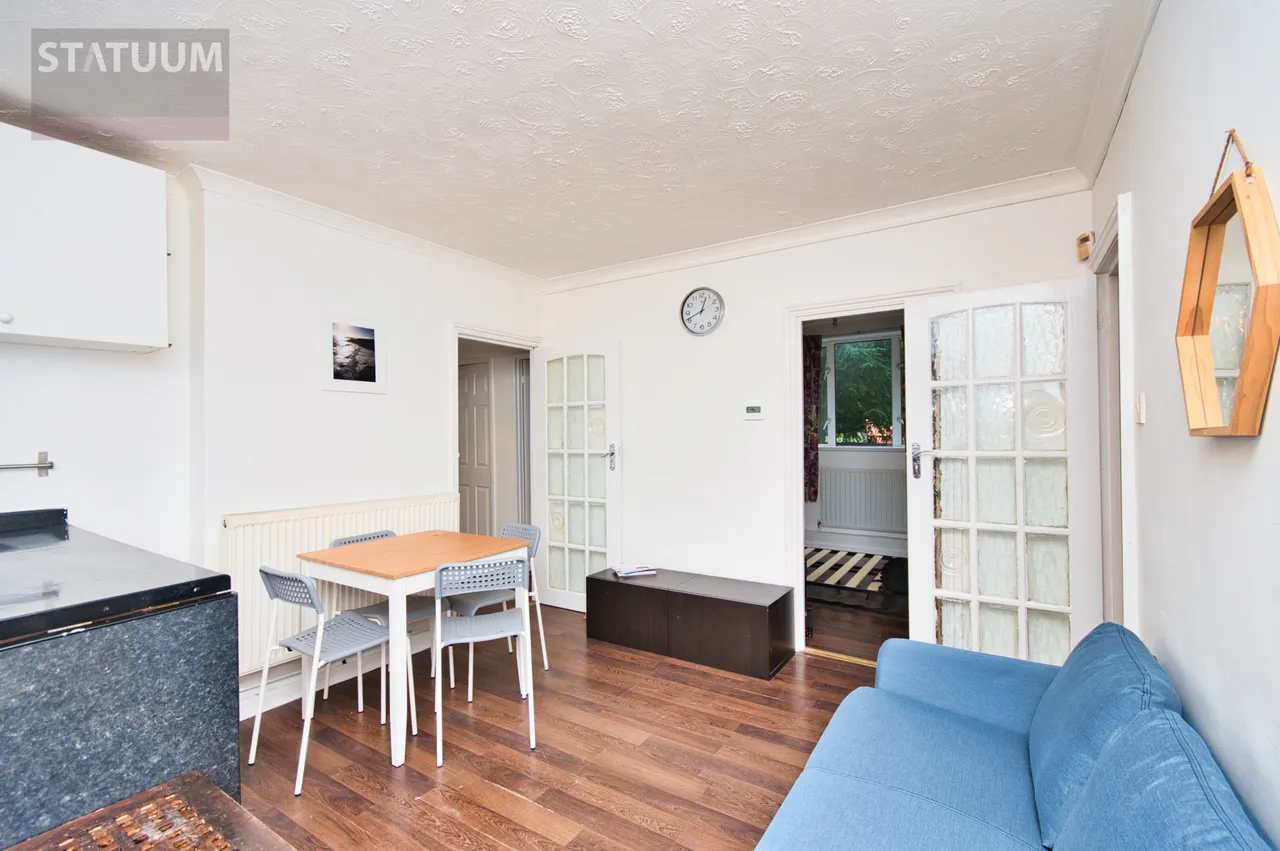 Stewart Street, Crossharbour, E14, photo 3