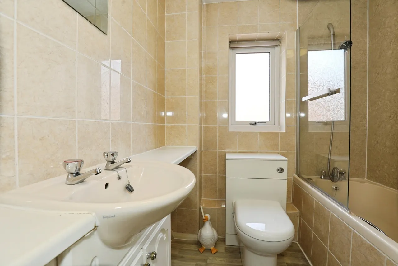 Hughes Drive, Crewe, Cheshire, CW2, photo 16