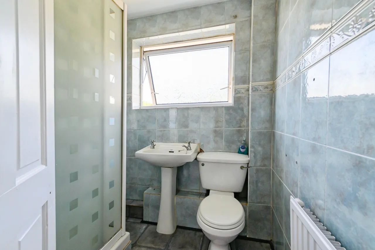 Beechfield Drive, Bury, BL9, photo 16