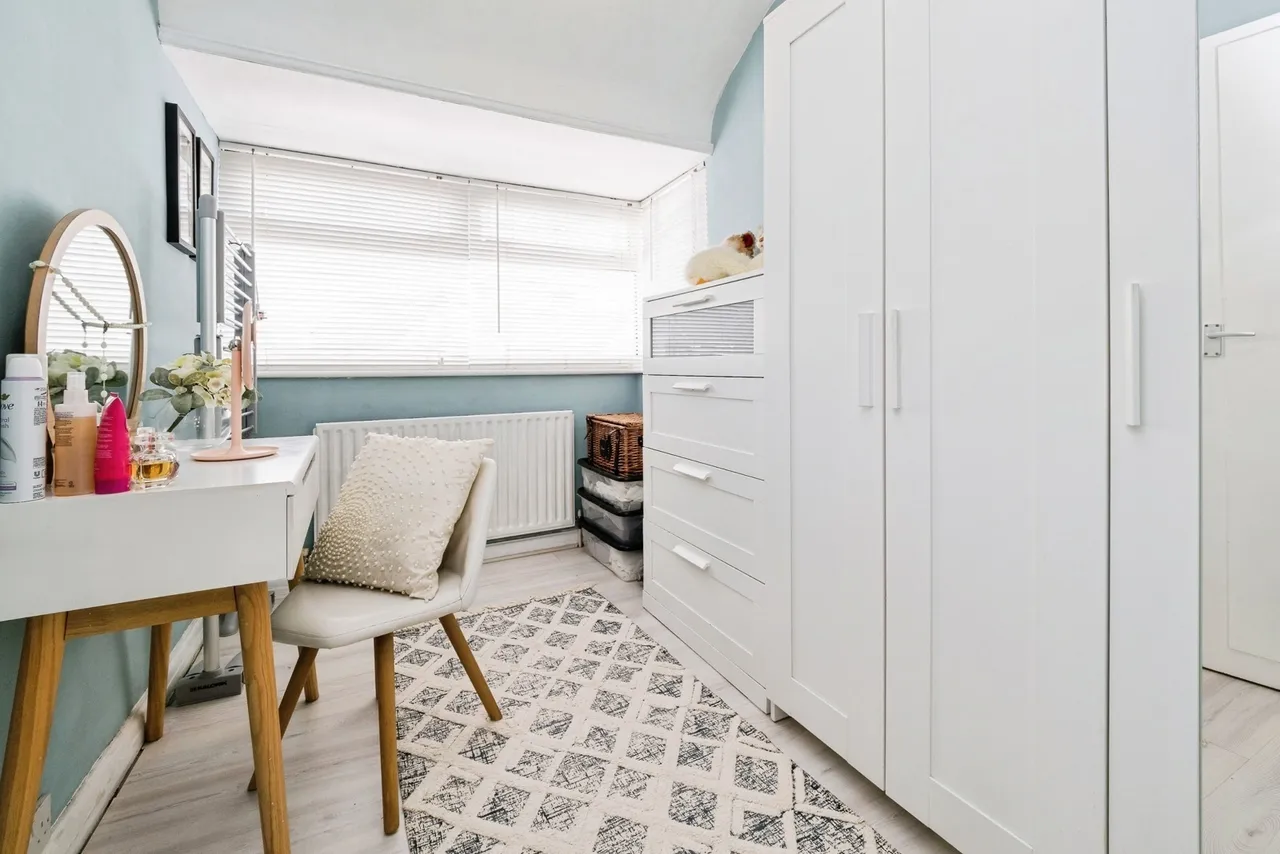 Third Avenue, Dagenham, RM10, photo 19