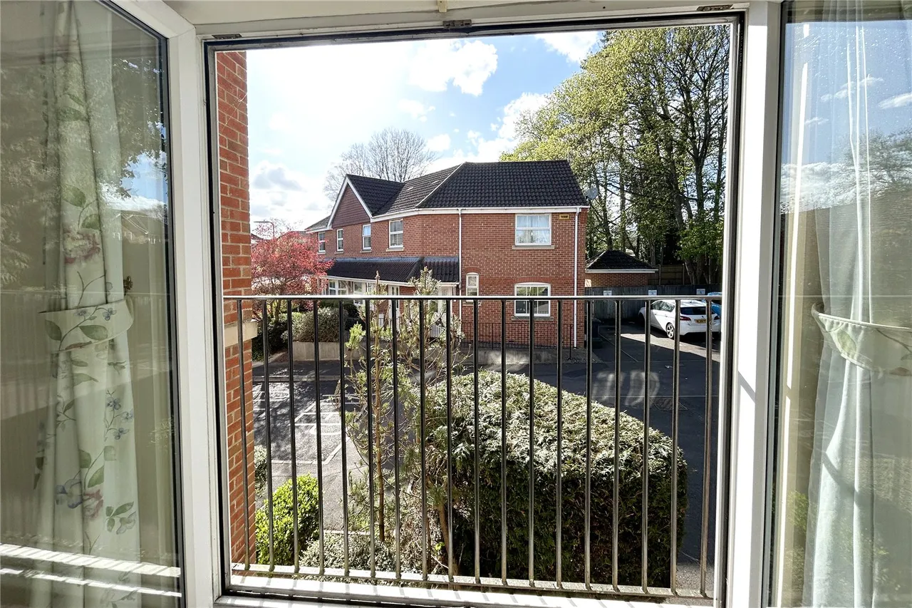 Basingfield Close, Old Basing, Basingstoke, Hampshire, RG24 7BQ, photo 11