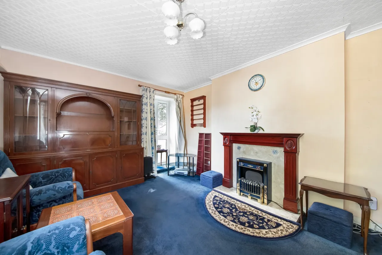 Strongbow Crescent, Eltham, SE9 1DP, photo 2