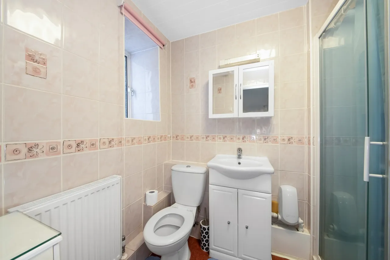 Strongbow Crescent, Eltham, SE9 1DP, photo 9