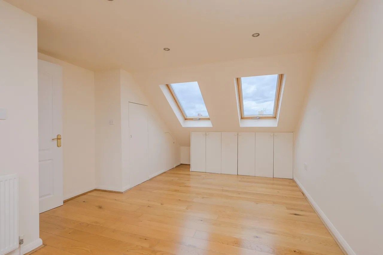 Dryden Road, Wimbledon, SW19, photo 2