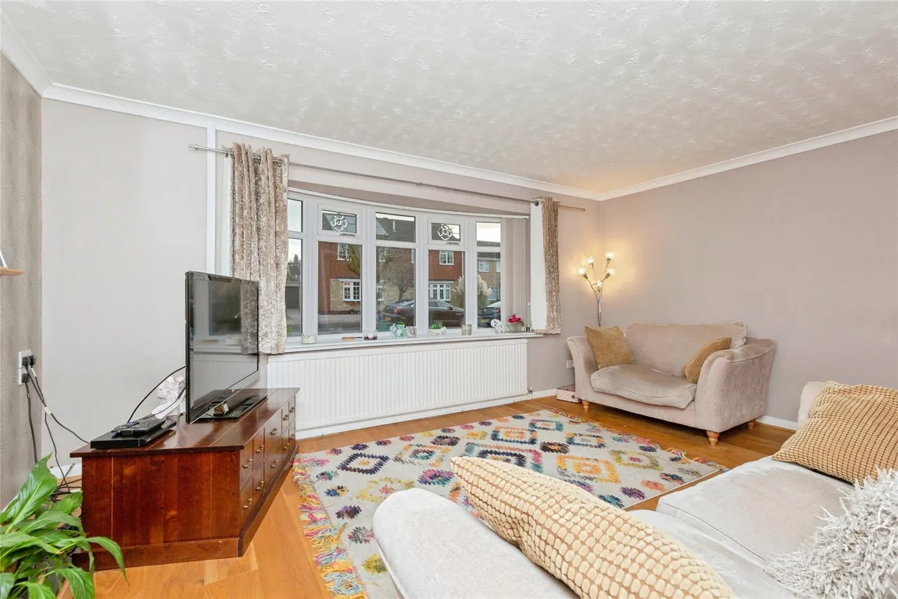 Gurney Crescent, Littlethorpe, LE19, photo 5