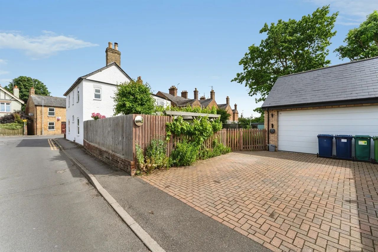 Whytefield Road, Ramsey, PE26, photo 4