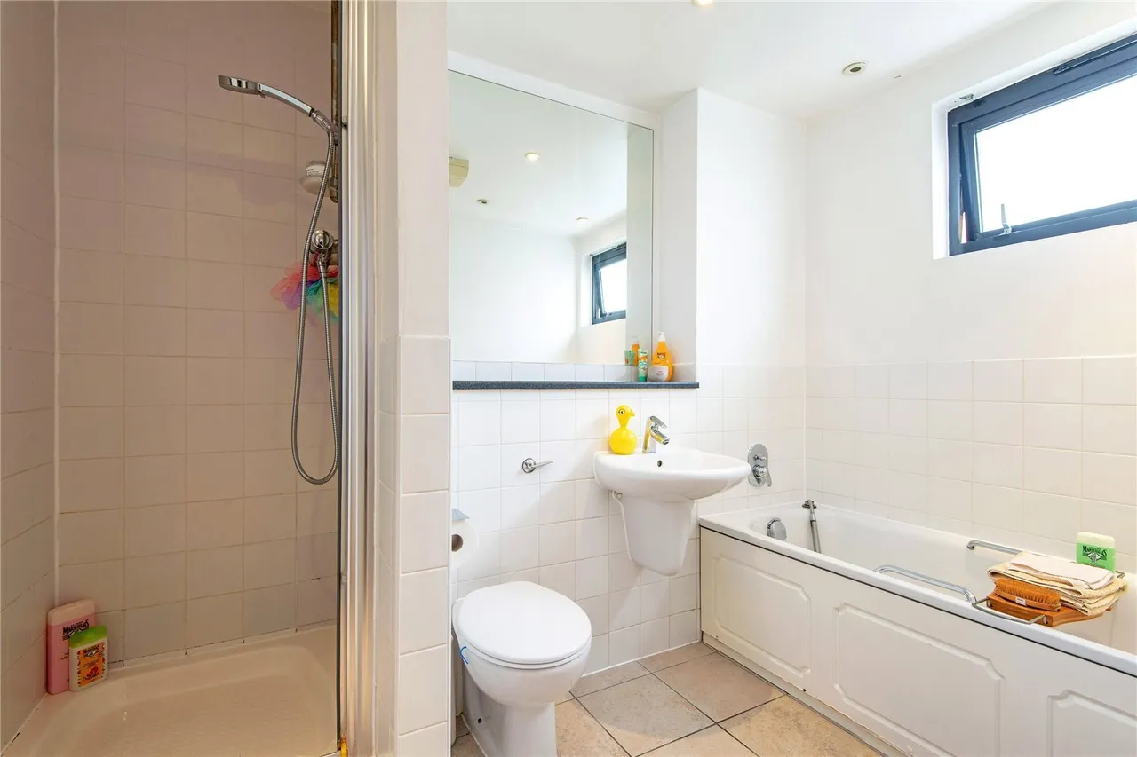 Westferry Road, London, E14, photo 10