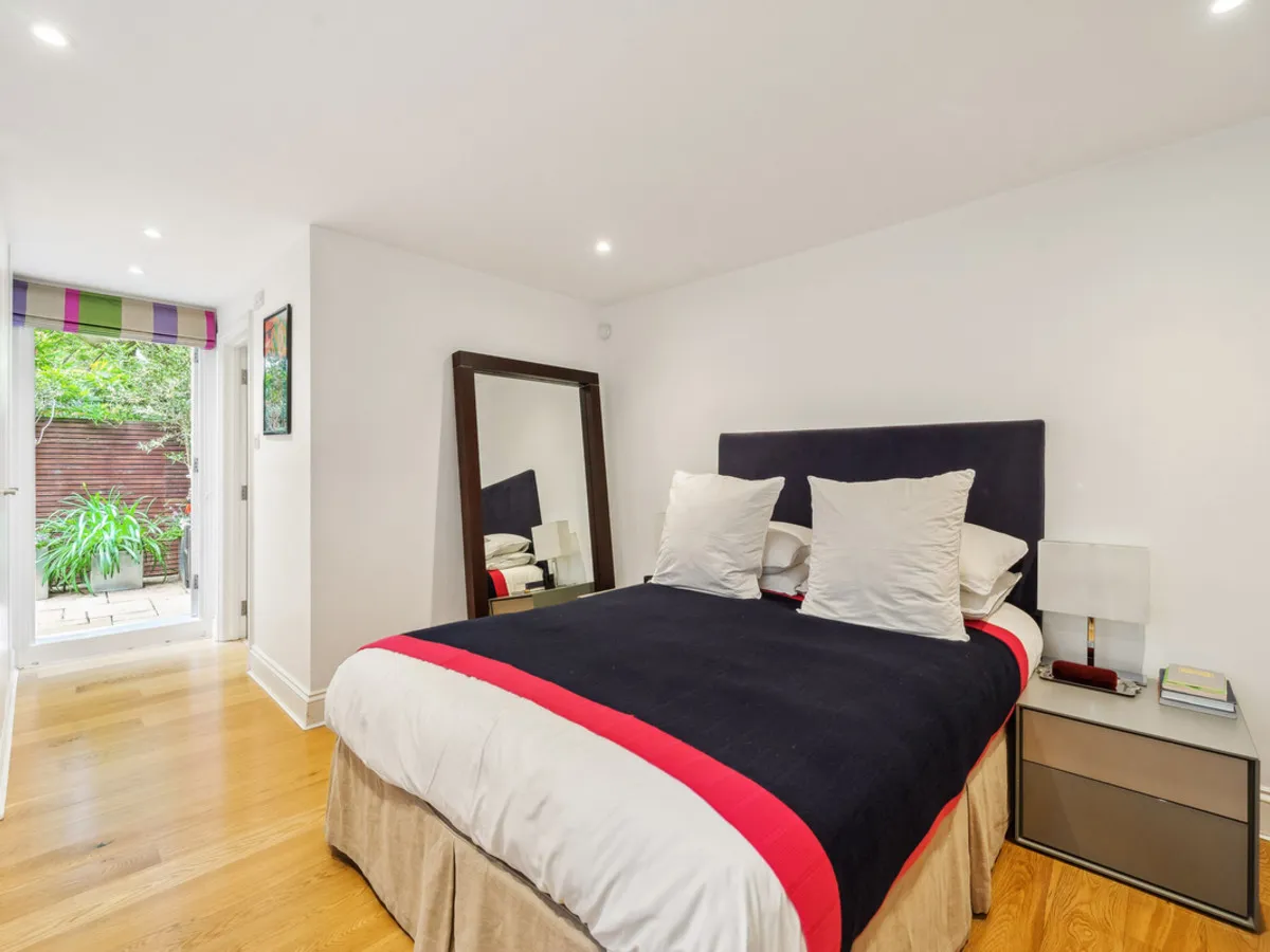 Blythe Road, London, W14, photo 9