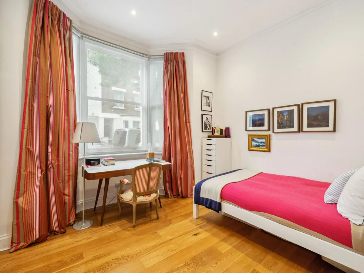 Blythe Road, London, W14, photo 16