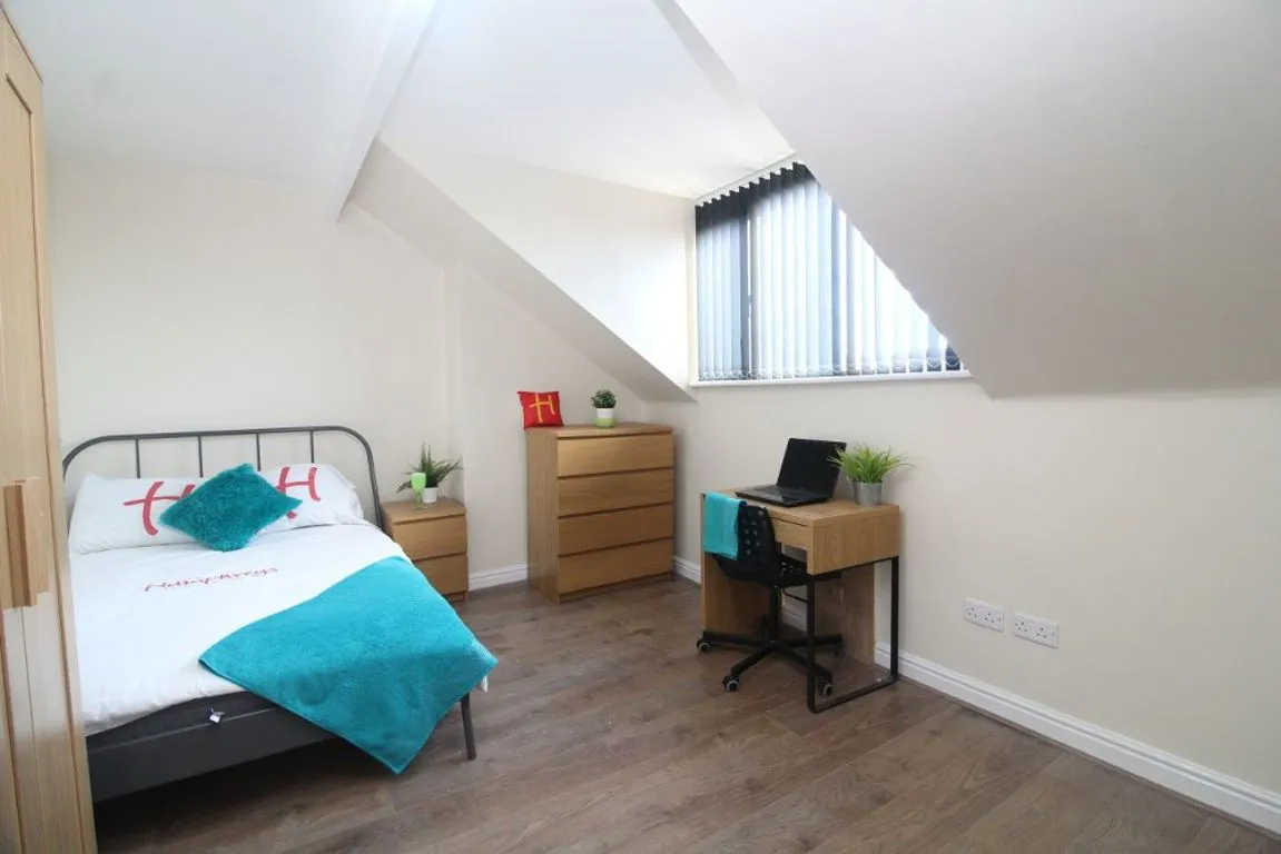 Filey Street, S10, photo 6