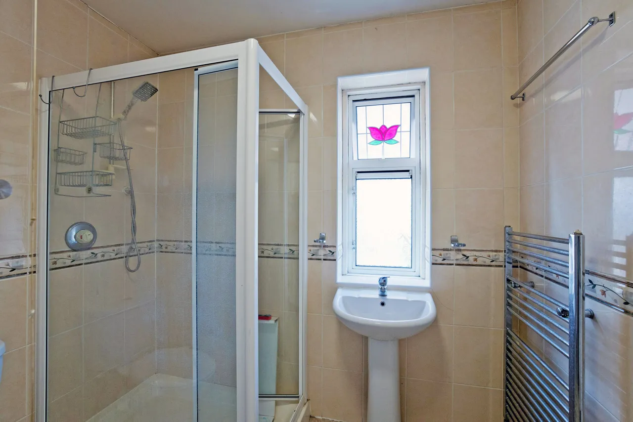 Winchmore Hill Road, London, N14 6AR, photo 10