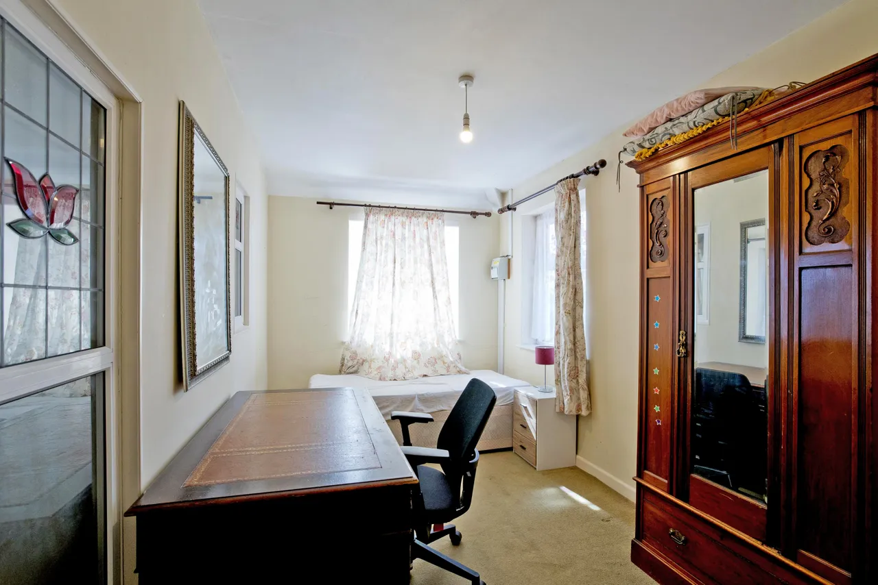 Winchmore Hill Road, London, N14 6AR, photo 11
