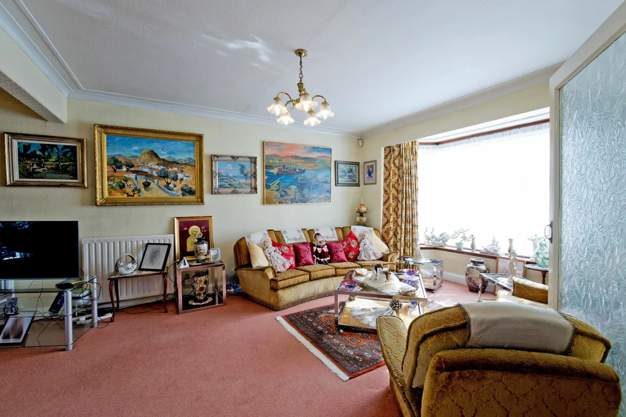 Winchmore Hill Road, London, N14 6AR, photo 12