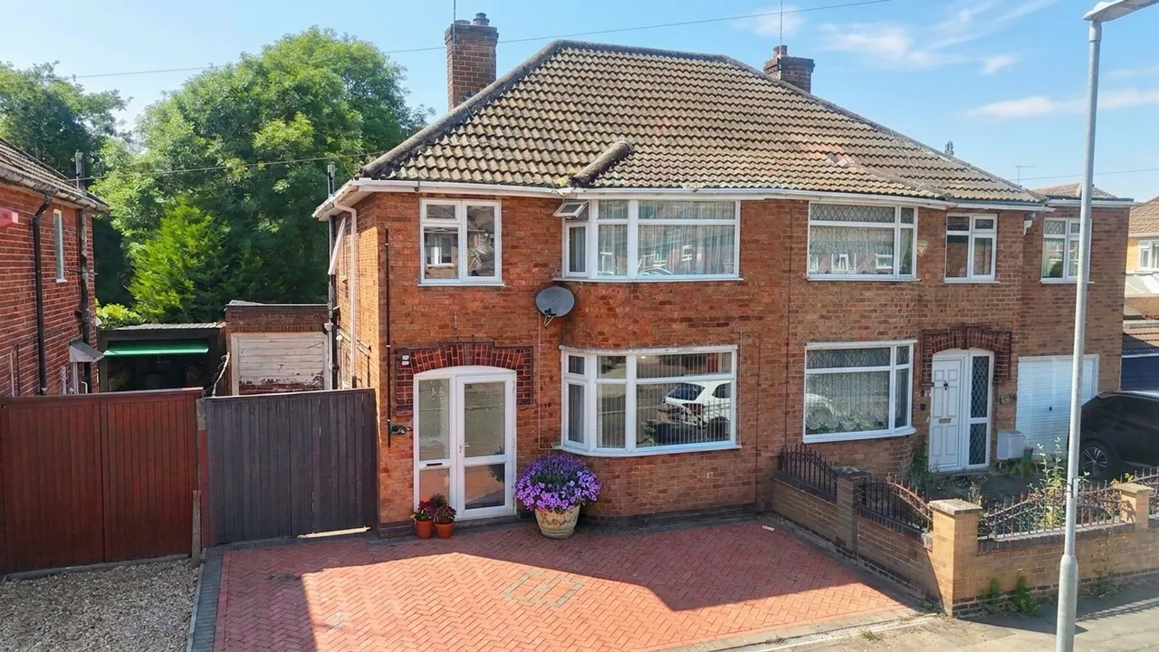 Staplehurst Avenue, Leicester, LE3, photo 4