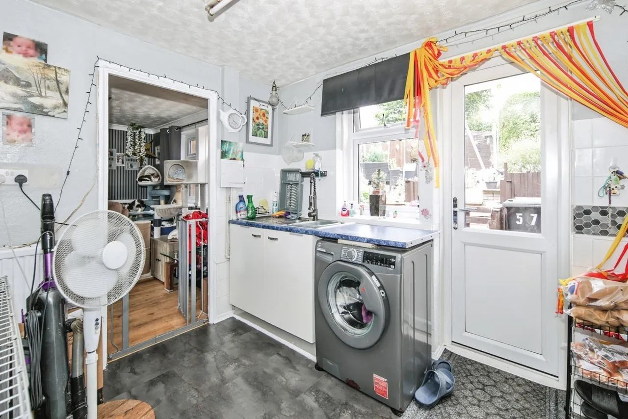 Lime Grove, Nuneaton, CV10, photo 8