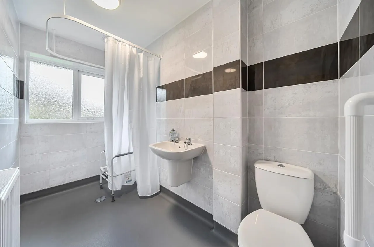Grove Hill, Worsley, M28, photo 9