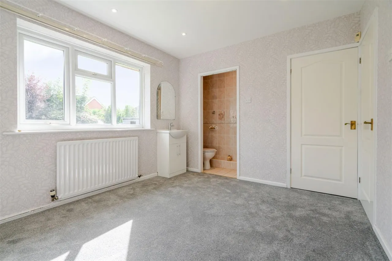 Grove Hill, Worsley, M28, photo 10