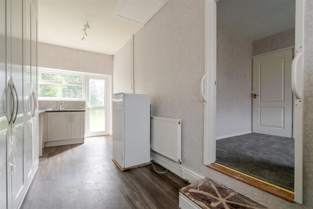Grove Hill, Worsley, M28, photo 15