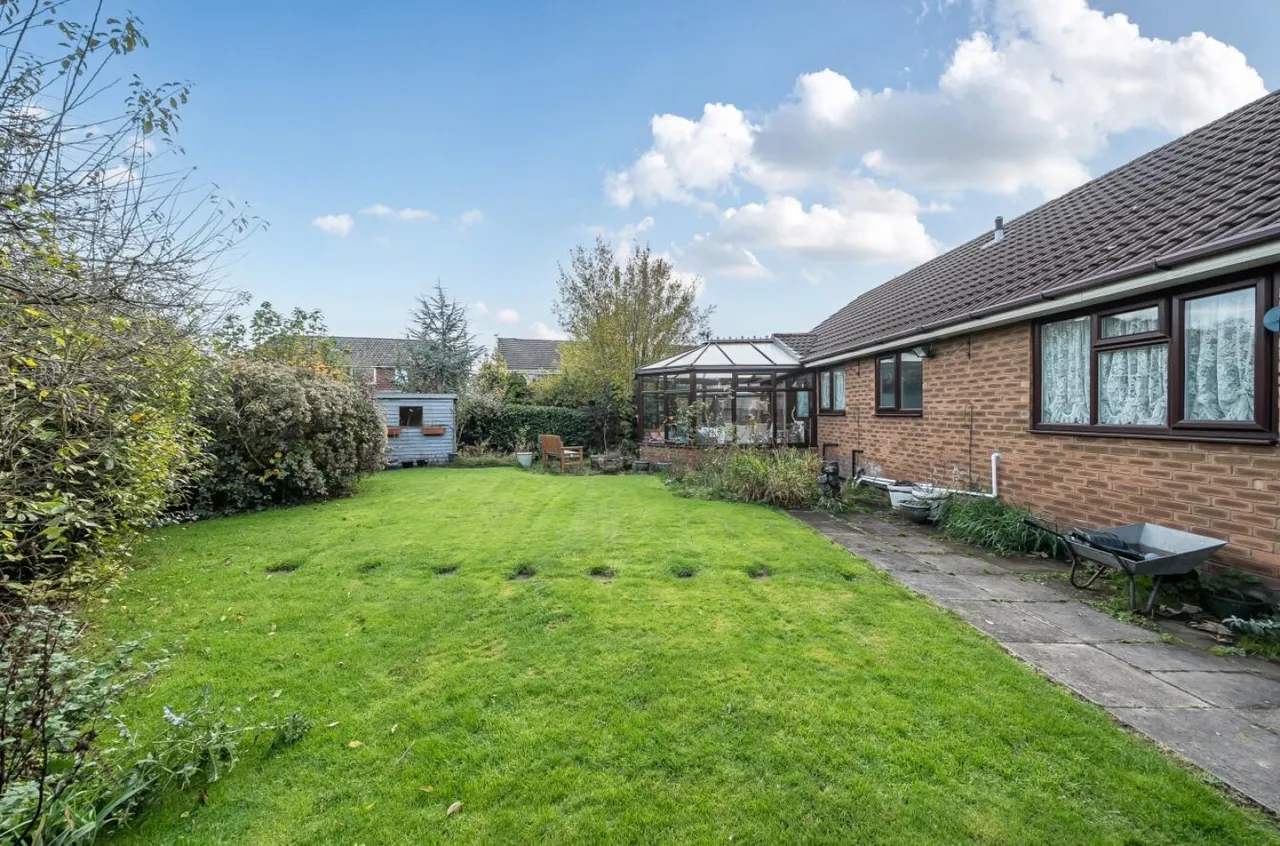 Grove Hill, Worsley, M28, photo 17