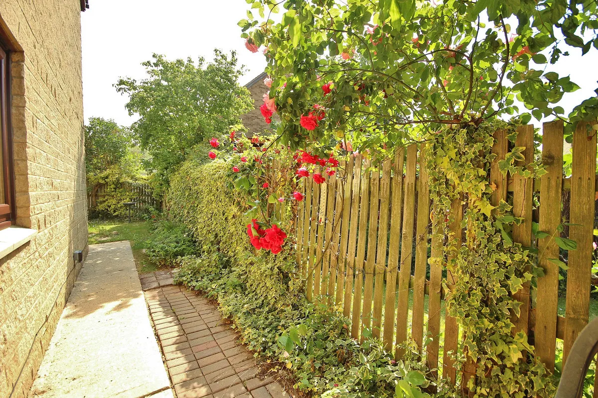 Manor Road, Witney, photo 10