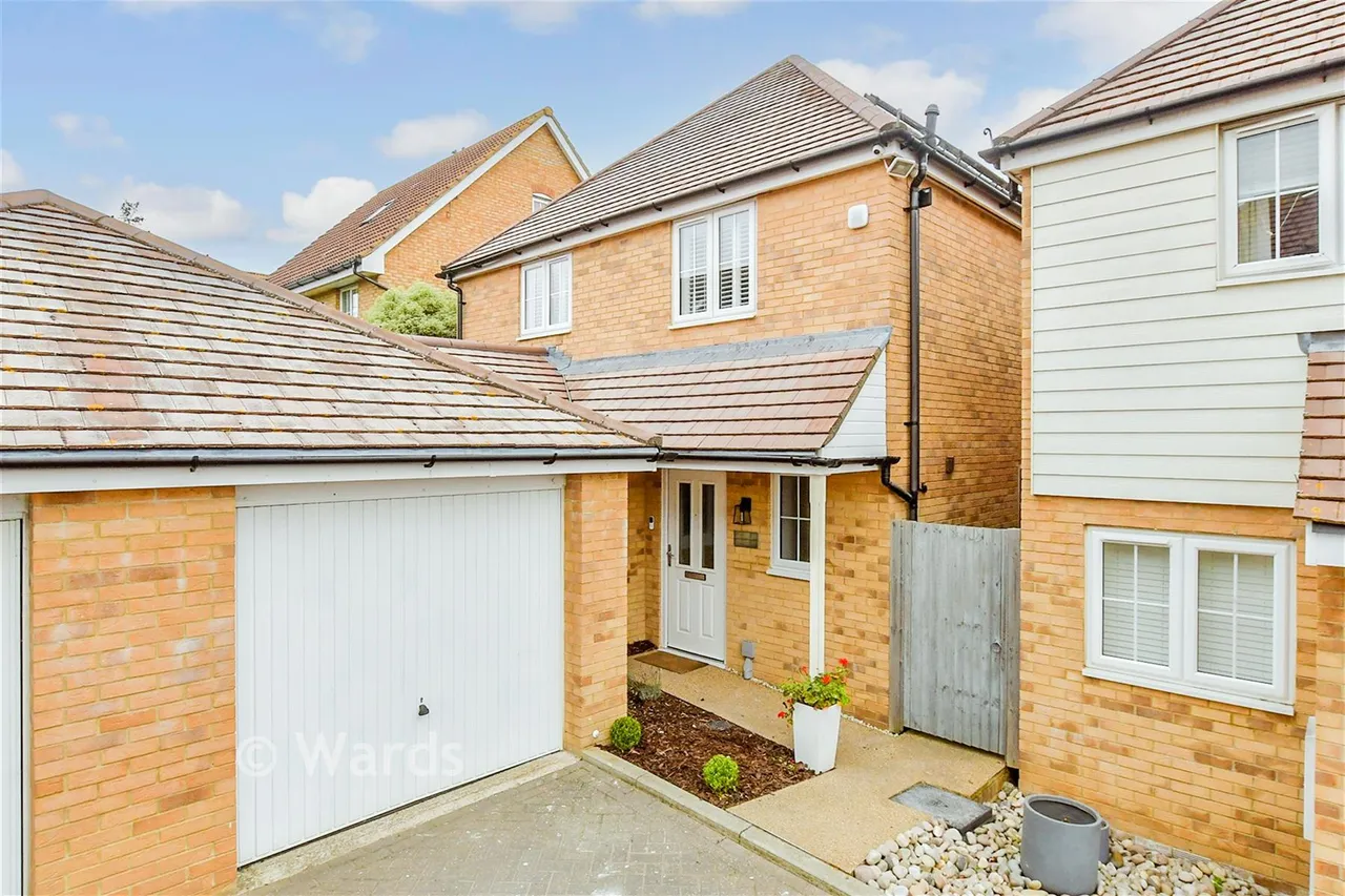 4 bed house for sale, Aurum Close, Whitstable, CT5