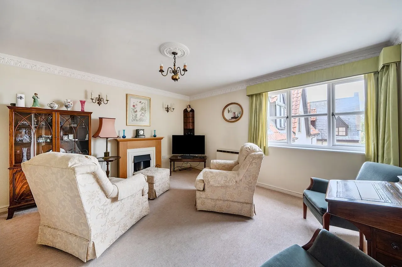 Carlton Court, Wells, BA5, photo 3