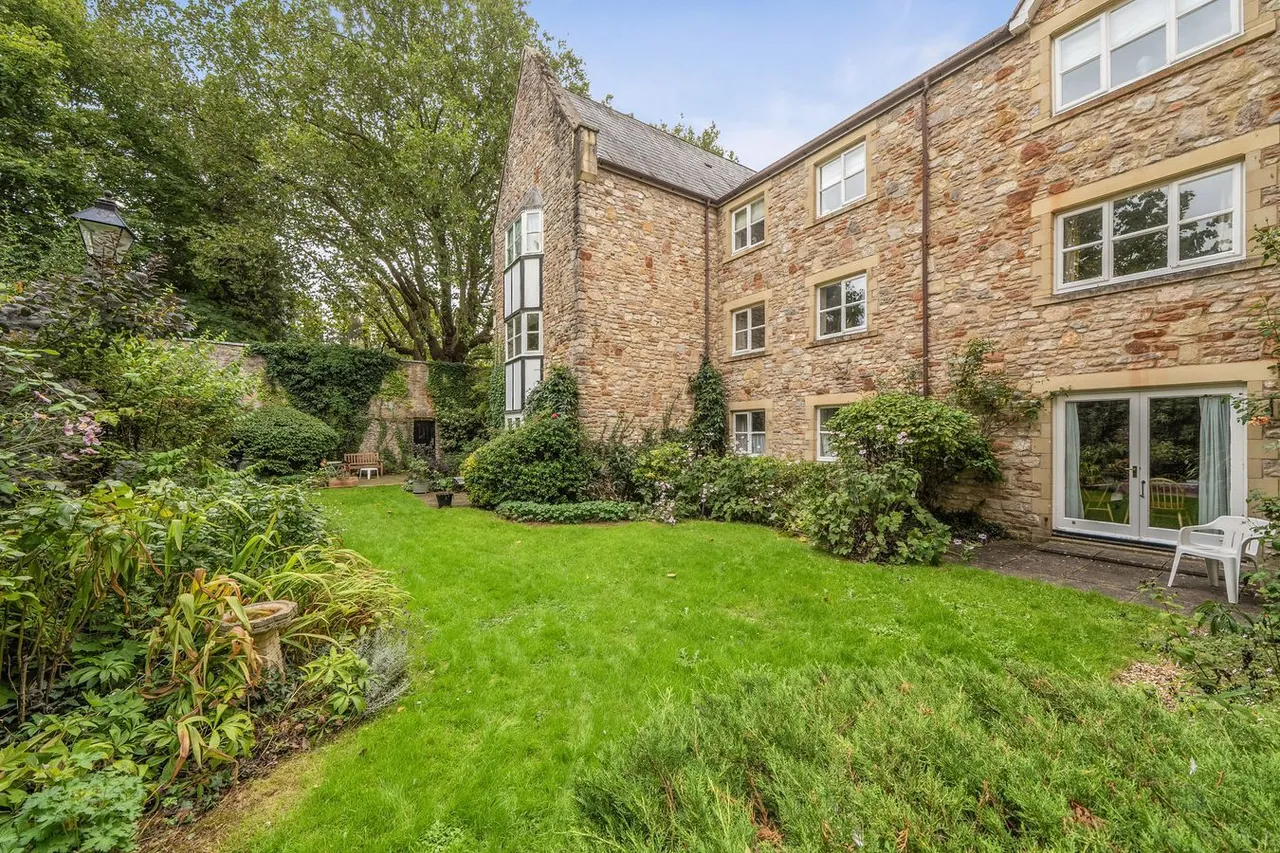 Carlton Court, Wells, BA5, photo 17