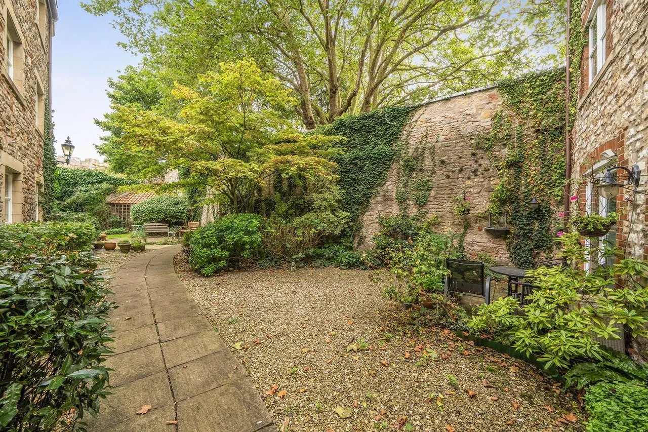 Carlton Court, Wells, BA5, photo 18