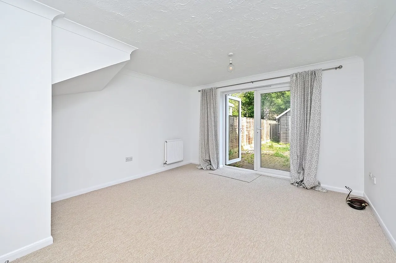 The Topiary, Farnborough, Hampshire, GU14 0RA, photo 8