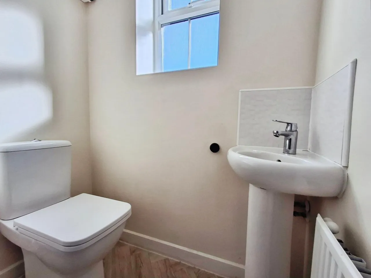 Warwick Close, Bourne, PE10, photo 6