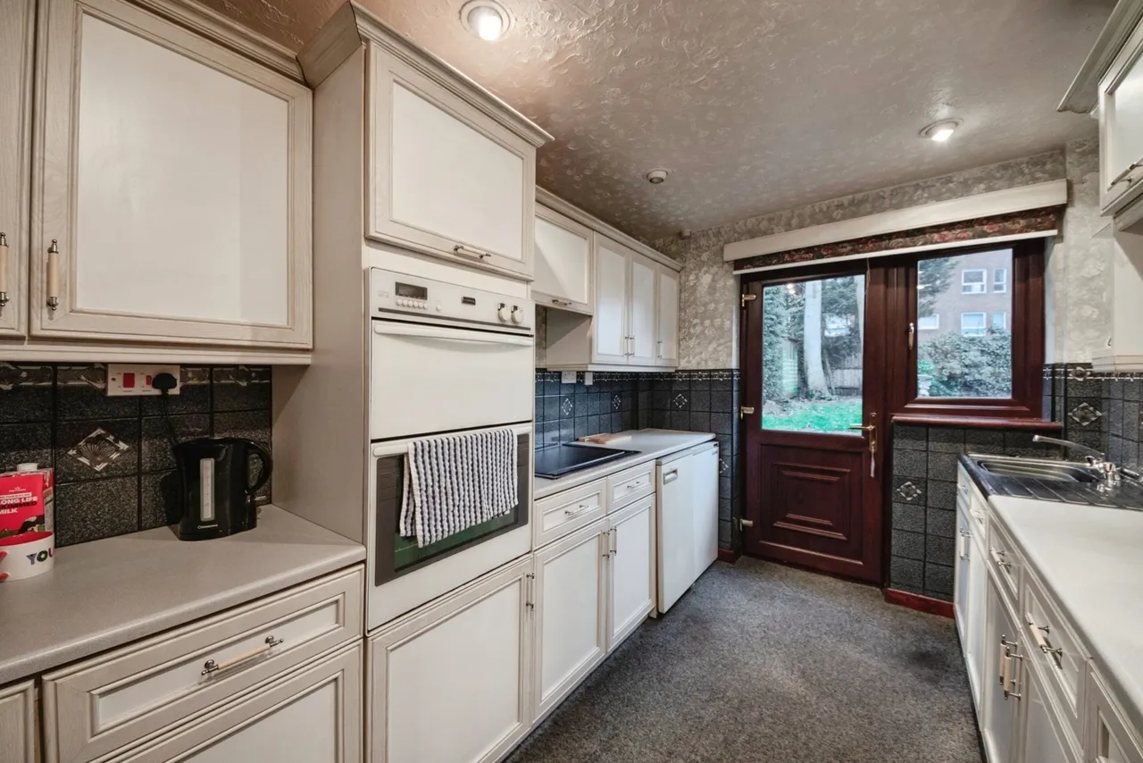 Yardley Wood Road, Birmingham, B13, photo 17