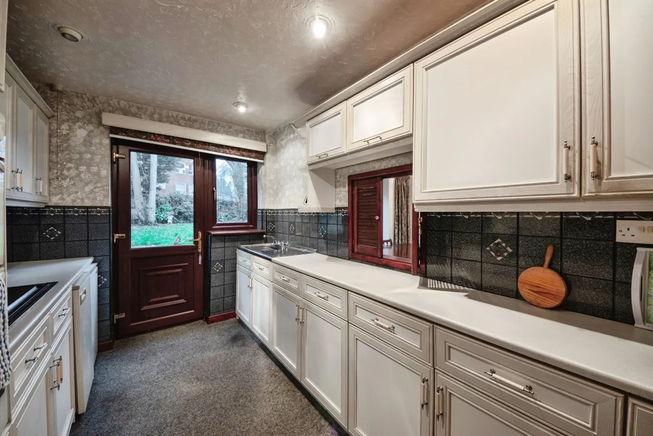 Yardley Wood Road, Birmingham, B13, photo 16