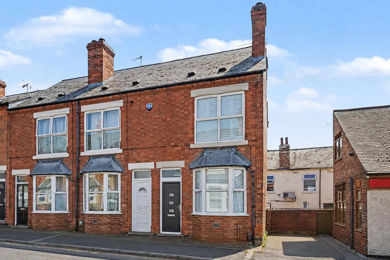 2 bed house for sale, Salisbury Street, Long Eaton, NG10